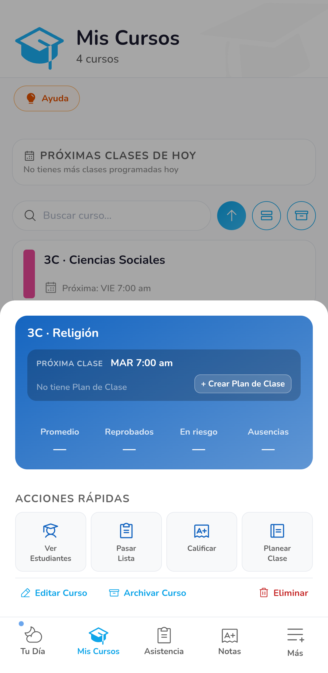 Seguimiento de cursos, asistencia y calificaciones en DocCF App